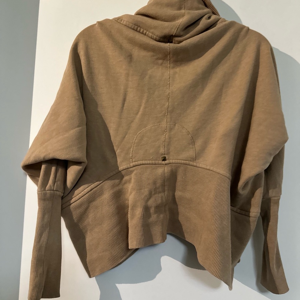 Aritzia Wilfred Cocoon Sweater - Picture 6 of 6